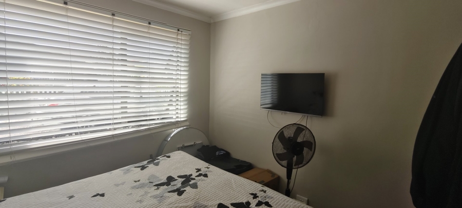 3 Bedroom Property for Sale in Strandfontein Village Western Cape